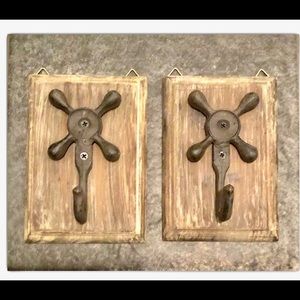 Rustic Cast Iron Faucet Handle Decor Hooks On Wood Walk Mount Bathroom ~Set of 2